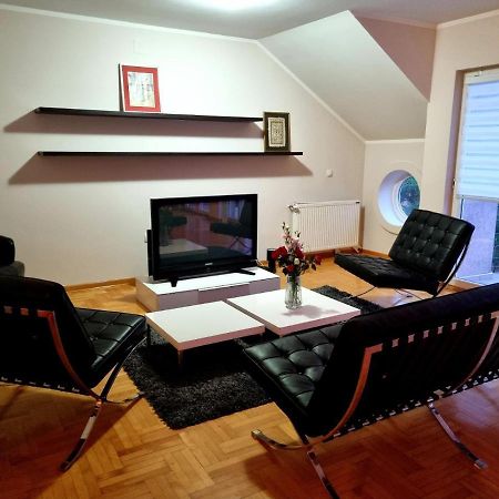 Apartman Branko Kruševac Esterno foto